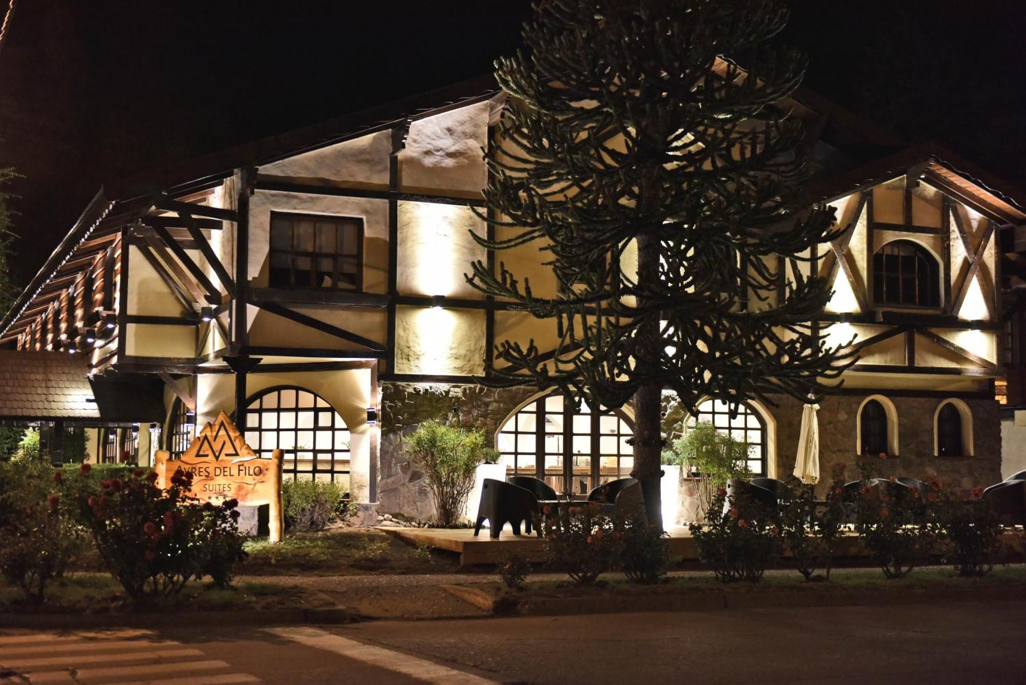 Ayres Del Filo By Visionnaire Hotel San Martin de los Andes Exterior photo